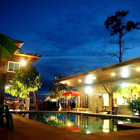 Nawiengkaeriverview Resort Мукдахан Екстериор снимка