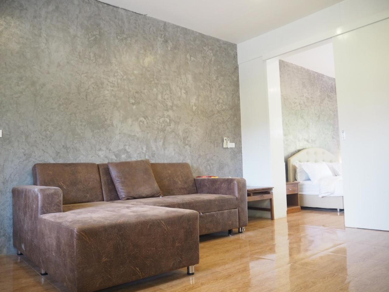 Nawiengkaeriverview Resort Мукдахан Екстериор снимка